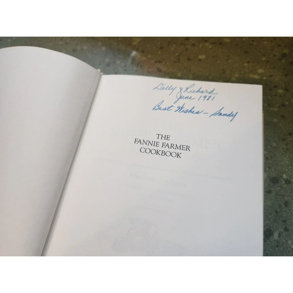 N/A dust jacket